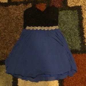 Short Formal Dress (Navy and Black)